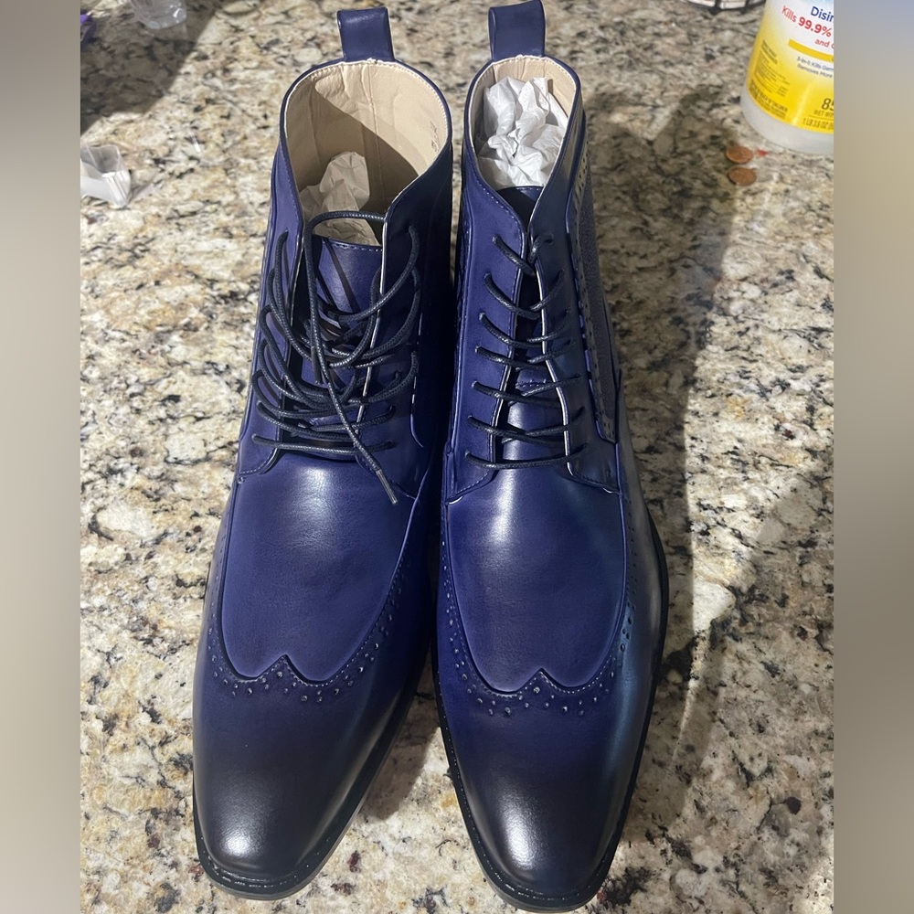 Men Blue Wingtip Boots